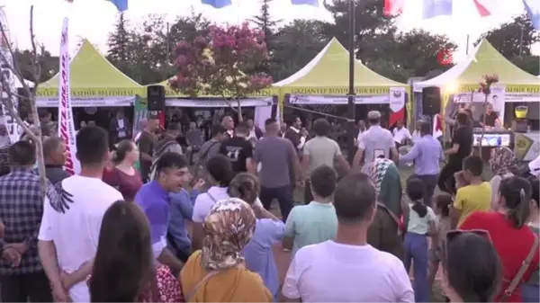 Gaziantep'te Hemşehriler Derneği Festivali'nde Şanlıurfa Standı'na yoğun ilgi