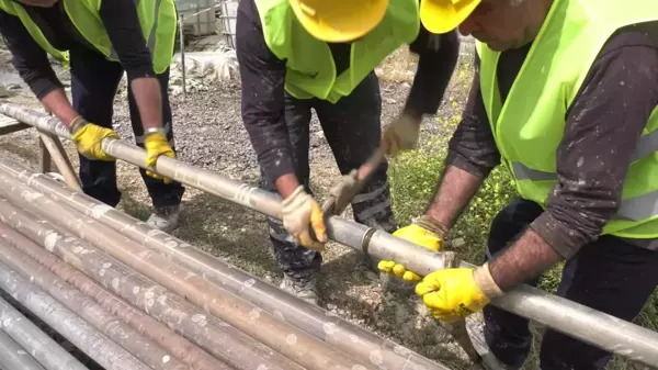 Başkent'in Raylı Sistem Ağı Genişliyor... İki Yeni Metro Hattı İçin Sondaj Çalışmaları Başladı