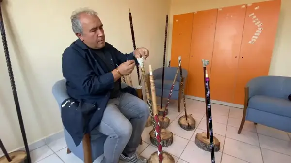 Yozgat'ta Sanat Atölyesinde Baston ve Asa Üretimi Yapılıyor