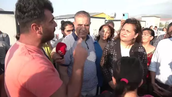 CHP Heyeti Hatay'da...Konteynerkentte Yaşayan Depremzedeler: 