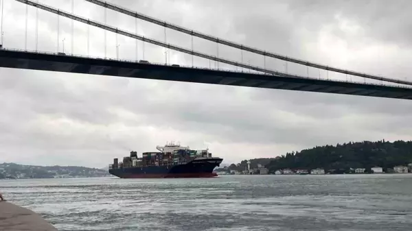 Rusya'nın tahıl koridoru anlaşmasından çekilmesi sonrası Ukrayna'dan yola çıkan gemi İstanbul Boğazı'ndan geçti