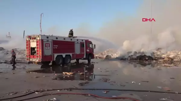 Kahramanmaraş'ta Kağıt Fabrikasında Yangın: Başkan Güngör İncelemelerde Bulundu