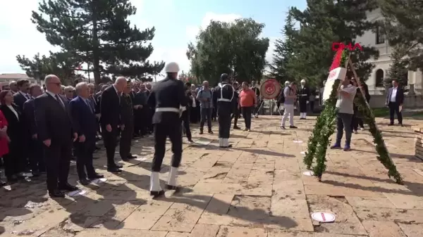 KURTULMUŞ TÜRKİYE'NİN BİR TANE EKSENİ VARDIR, O DA KENDİ MİLLİ EKSENİDİR