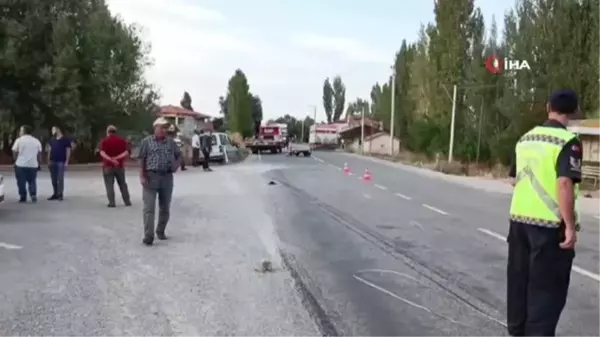 Şuhut'ta Otomobil ile Motosiklet Çarpıştı: 1 Yaralı