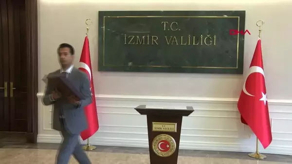 Binali Yıldırım İzmir'e geldi, İzmir Valisi'ni ziyaret etti