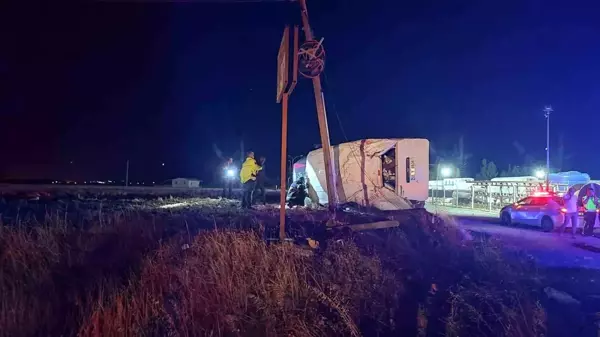 Adıyaman'da Otomobil Takla Attı: 1 Ölü, 4 Yaralı