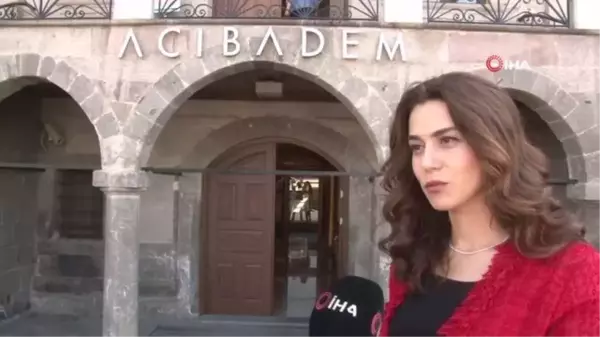 Uzmanından ailelere uyarı: 'Çocuğunuz gözünü kısarak bakıyorsa bir göz hekimine gösterin'