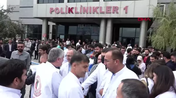 Van YYÜ'de Doktor Darbedildi