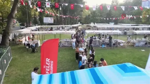 Efeler'de edebiyat yolculuğu sürüyor