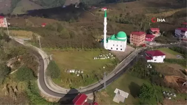 Ordu Büyükşehir, asfalt yol çalışmalarına devam ediyor