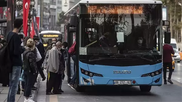 Özel Halk Otobüsleri Birliği 65 yaş üstü kararı nedir? 65 yaş üzeri ücretsiz ulaşıma kısıtlama kararı çıktı mı, 65 yaş üzeri kart kalkıyor mu?