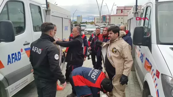 KARS Kafkas Üniversitesi Hastanesi'nde amonyak taşıyan kamyonet kaza tatbikatı yapıldı