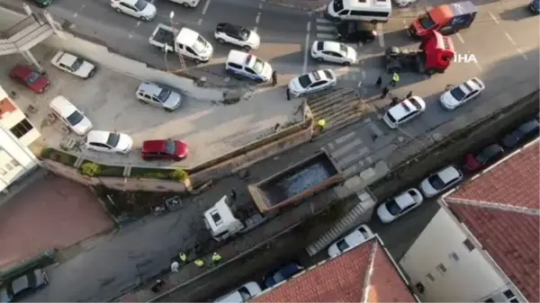 Alkollü sürücü hafriyat kamyonuyla dehşet saçtı: 2 polis ağır yaralı