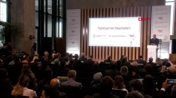 KÜLTÜR BAKANI ERSOY AKM'DE TANITIM TOPLANTISINA KATILDI -1