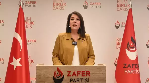 Zafer Partisi Genel Başkan Yardımcısı Esmaül Hüsna Aslan'dan gazetecilere destek açıklaması