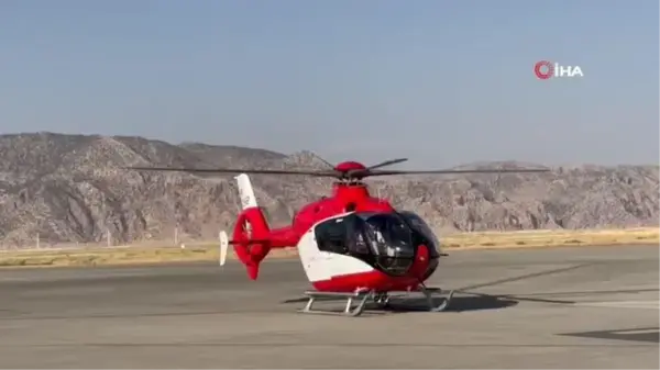 Şırnak'ta 4. kattan düşen kişi ağır yaralandı, ambulans helikopter ile sevk edildi