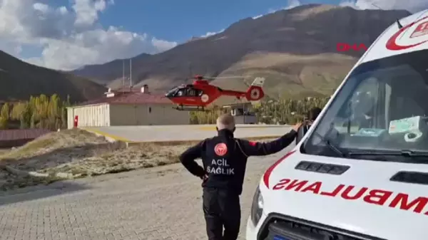 Van'da doğum sancısı tutan kadın ambulans helikopterle hastaneye ulaştırıldı