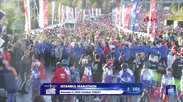 İSTANBUL MARATONU'NDA START VERİLDİ