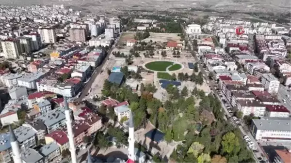 Sivas'ta Öğretmenler Parkı ile yıkılan hastane yerine millet bahçesi yapılıyor