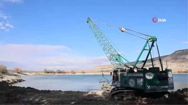 Damsa Barajı'nda 50 yıl sonra temizlik çalışmaları başladı