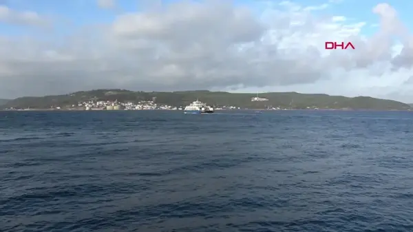 Çanakkale'de Olumsuz Hava Şartları Nedeniyle Feribot Seferleri İptal Edildi