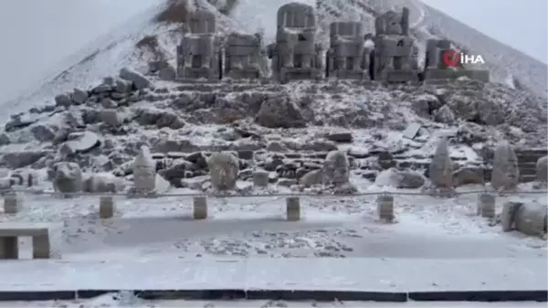 Nemrut'a mevsimin ilk karı yağdı