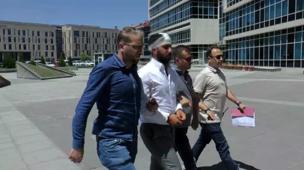 Kayseri'de tartışma sonucu taksiciyi bıçaklayarak öldüren sanığın yargılanması başladı