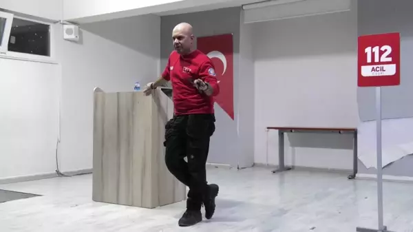 Konyaaltı Belediyesi Sivil Savunma Birimi Okullarda Afet Eğitimi Veriyor