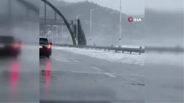 Uzmanlardan fırtınadan zarar gören Karadeniz Sahil Yolu ve mendirekler için uyarı