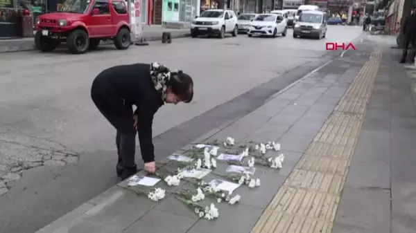 Burdur'da Kamyon Kazasında Hayatını Kaybeden Öğrenci Anısına Çiçek ve Fotoğraf Konuldu