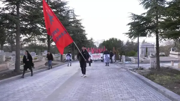 Erdal Eren, İdamının 43'üncü Yılında Mezarı Başında Anıldı.