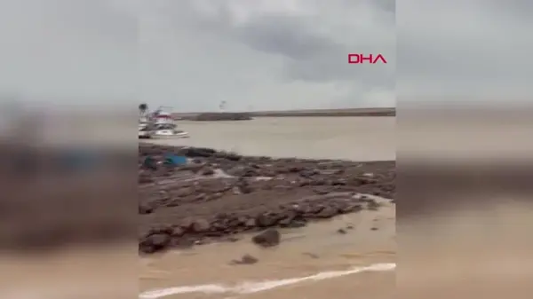 Çanakkale'de sağanak; dereler taştı, ekipler teyakkuzda