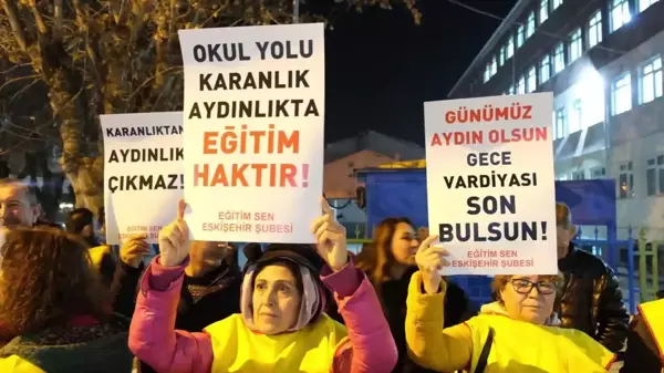 Eğitim Sen Eskişehir Şubesi Yaz Saati Uygulamasına Tepki Gösterdi