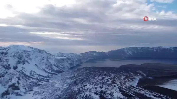 Nemrut Kalderası'nda eşsiz kar manzaraları