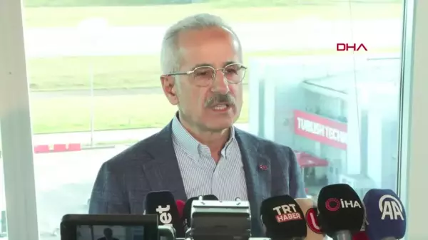 BAKAN URALOĞLU AÇILIŞ ÖNCESİ SABİHA GÖKÇEN HAVALİMANI 2. PİSTİNİ İNCELEDİ