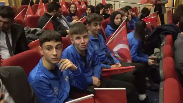 Engelli Sporcuların Ödül Töreninde Sahneye Ulaşma Sorunu