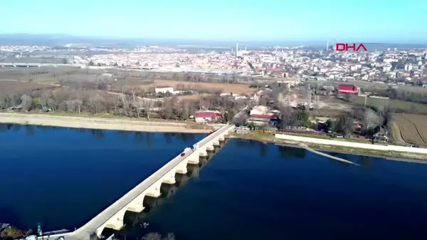 Edirne Meriç Köprüsü'nün Mimarı Hacegandan Edhem Efendi