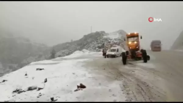 Antalya-Konya karayolunda kar yağışı başladı