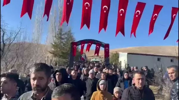 Pençe-Kilit Operasyonu Şehidi Kemal Batur Son Yolculuğuna Uğurlandı