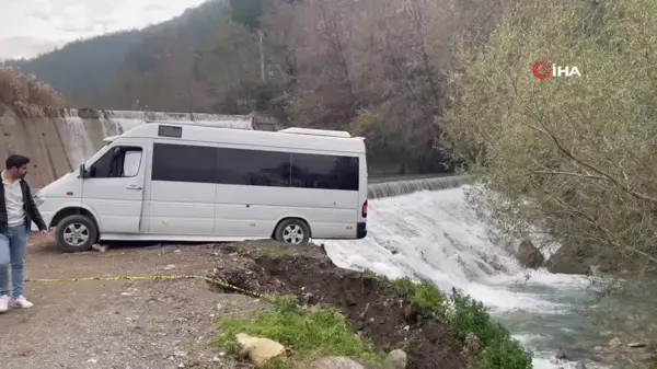 Dere kenarında ceset bulundu