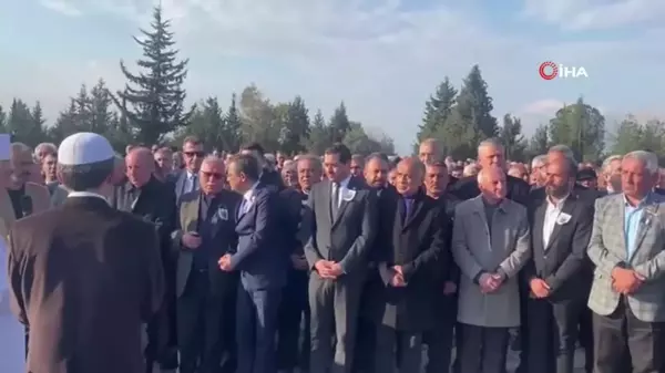 CHP Osmaniye İl Başkanı Mehmet Orhun Döğüşcü, şehit cenazesinde kalp krizi geçirerek hayatını kaybetti