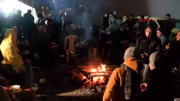 Kahramanmaraş'ta deprem faciasının yıl dönümünde enkaz alanında buluşma