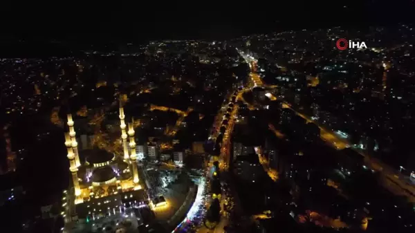 Depremin merkez üssünde Miraç Kandili idrak edildi