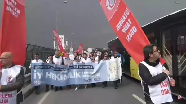 Sağlık Meslek Örgütleri Kadıköy'de Yürüyüş Gerçekleştirdi