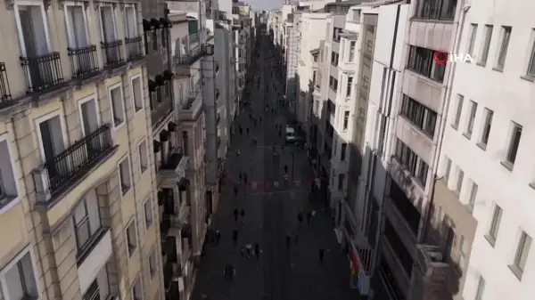 Taksim Meydanı'nda seçim sessizliği