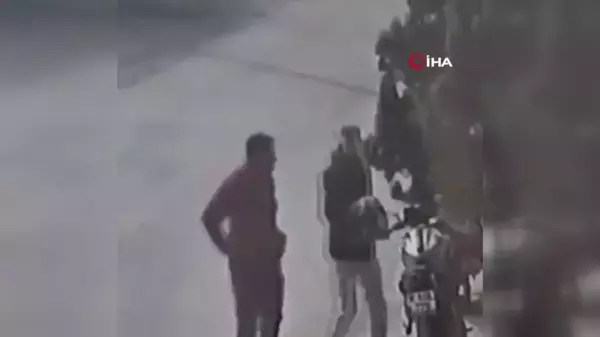 Çalıntı motosiklet ile geldi, başka bir motosiklet çaldı... O anlar kamerada