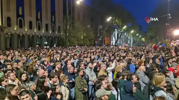 Gürcistan'da 'Yabancı Etkinin Şeffaflığı' yasa tasarısı protestoları devam ediyor: 14 gözaltı