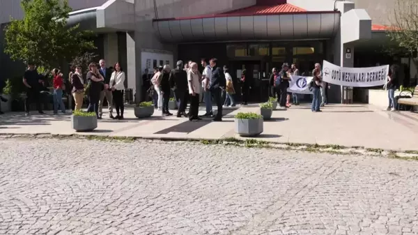 ODTÜ Öğrencileri Devrim Stadyumu'nda Şenlik Taleplerini Yineledi