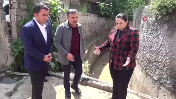 Şırnak Valisi Atay, selin vurduğu Cizre'de incelemelerde bulundu