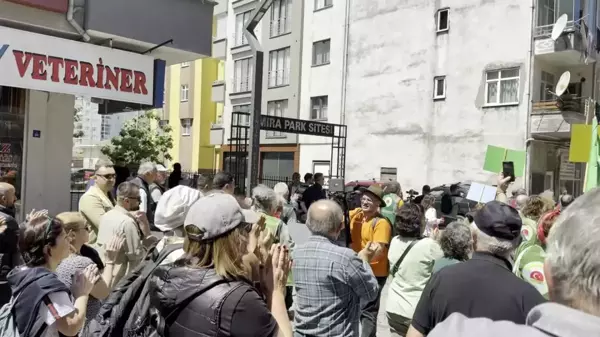 Rize'de yaş çay fiyatı protesto edildi